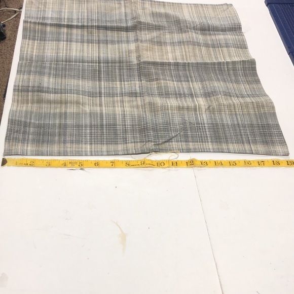 Set of four blue and tan plaid cotton napkins - Picture 3 of 6